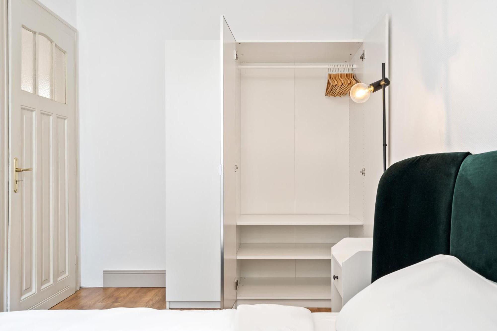 Stylish 2-bed In Gare, Near Cafes & Shop Luxemburg